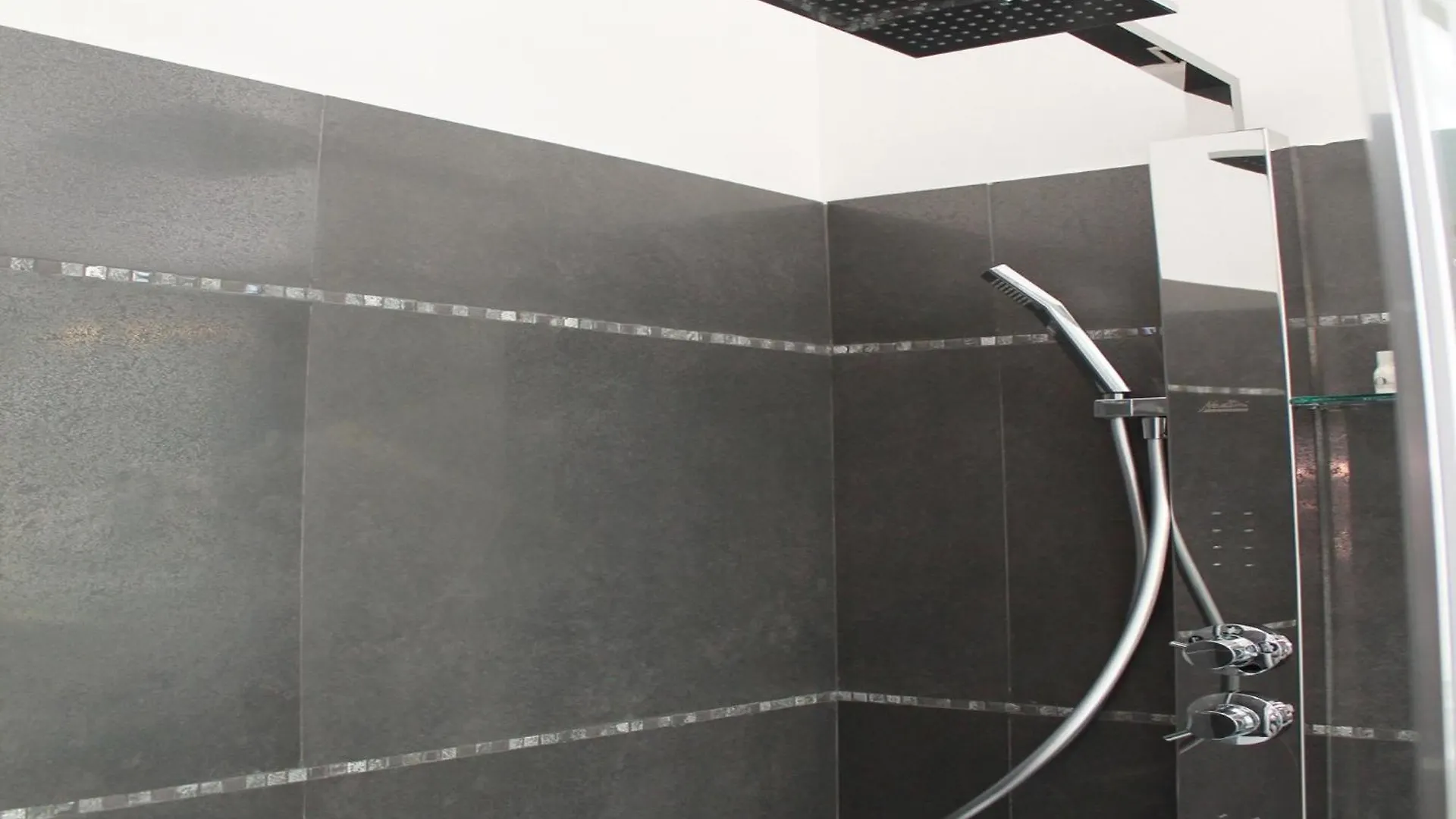 Elenoire Rooms & Suite Rome