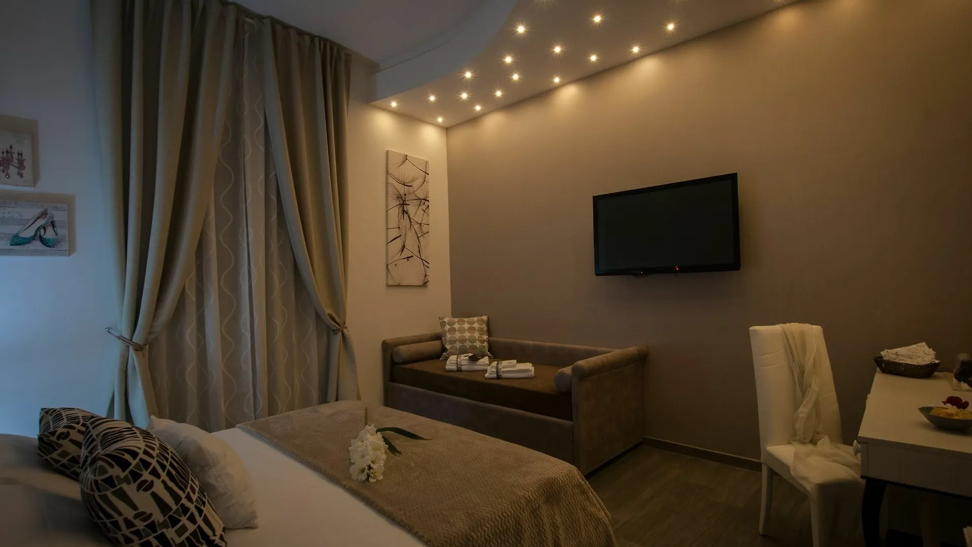 Elenoire Rooms & Suite Rome Guest house