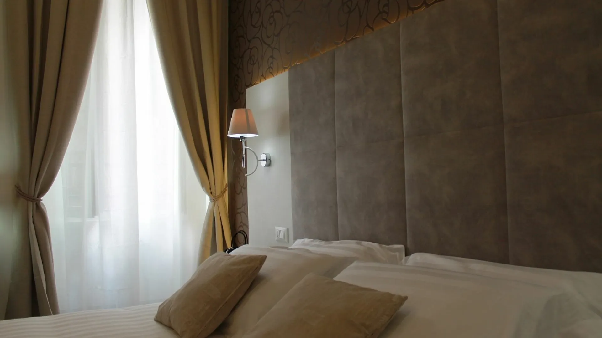 *** Guest house Elenoire Rooms & Suite Rome Italy