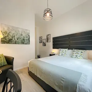 https://mh-studios.it-lombardy.com