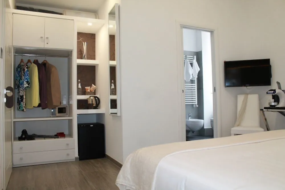 *** Guest house Elenoire Rooms & Suite Rome Italy