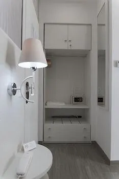 Elenoire Rooms & Suite Roma Pensión