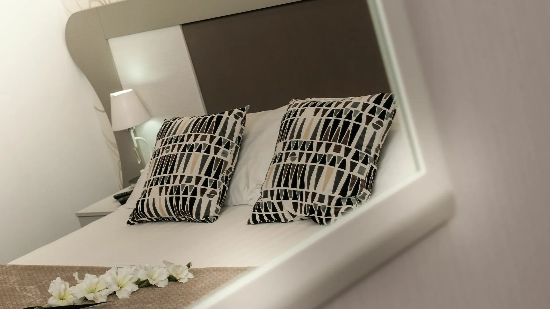 Elenoire Rooms & Suite Roma